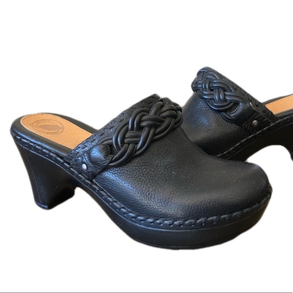 Nurture by Lamaze Shoes - Nurture black leather clogs|7.5